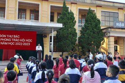 TRƯỜNG TIỂU HỌC B THANH SƠN TỔ CHỨC LỄ ĐÓN THƯ BÁC VÀ PHÁT ĐỘNG “ HỘI GIẢNG, HỘI HỌC” NĂM HỌC 2022-2023