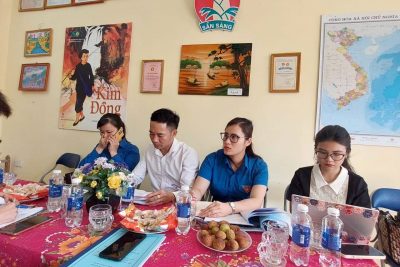 LIÊN ĐỘI TRƯỜNG TIỂU HỌC B THANH SƠN ĐÓN ĐOÀN KIỂM TRA CỦA HỘI ĐỒNG ĐỘI TỈNH HÀ NAM