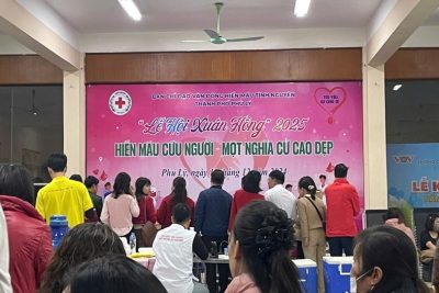 Hiến máu nhân đạo – Nghĩa cử cao đẹp của cán bộ, giáo viên, nhân viên trường Tiểu học B Thanh Sơn