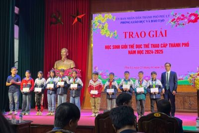 Vinh danh những ngôi sao thể thao – Liên đội Tiểu học B Thanh Sơn
